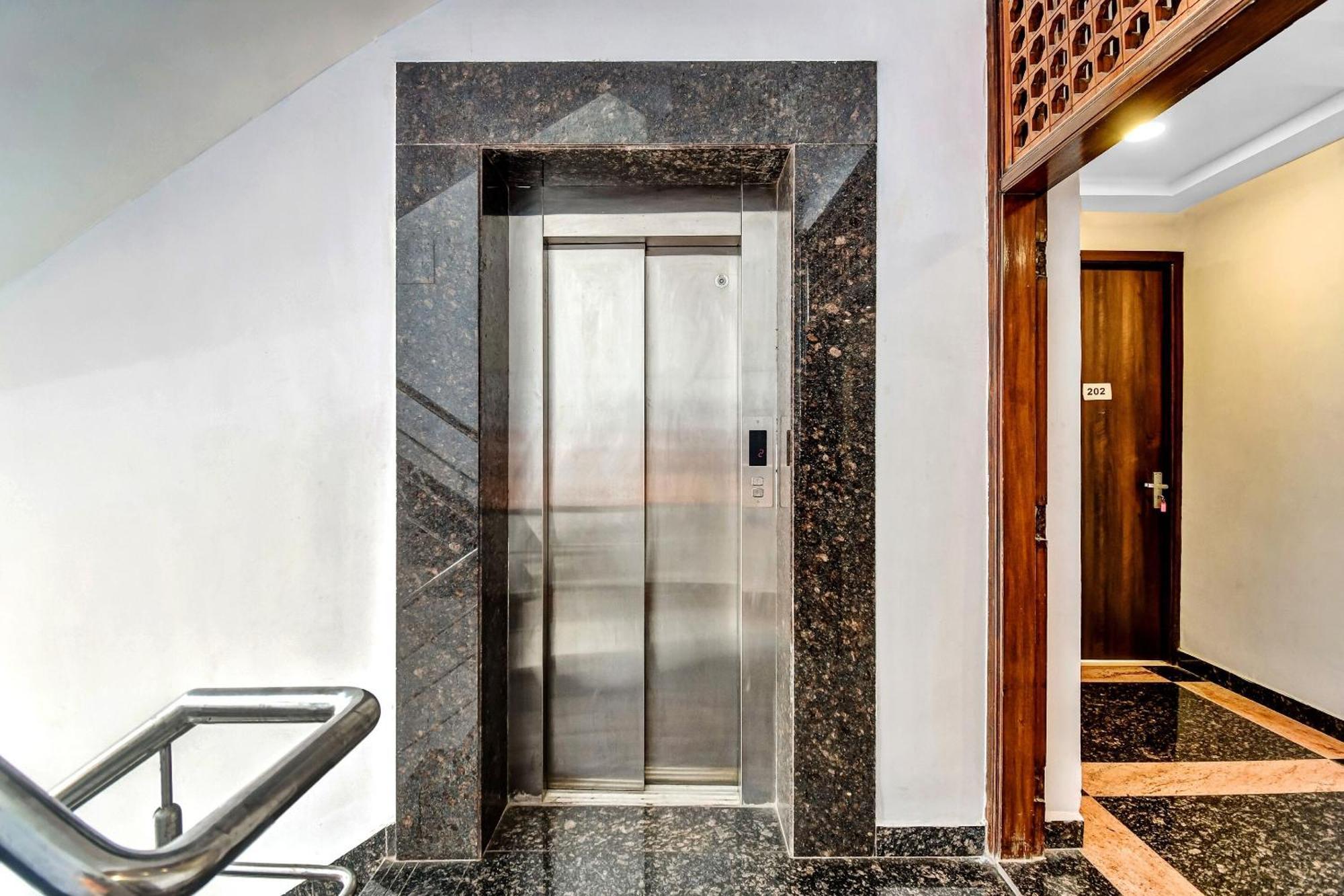 Super Townhouse All In One Καλκούτα Εξωτερικό φωτογραφία